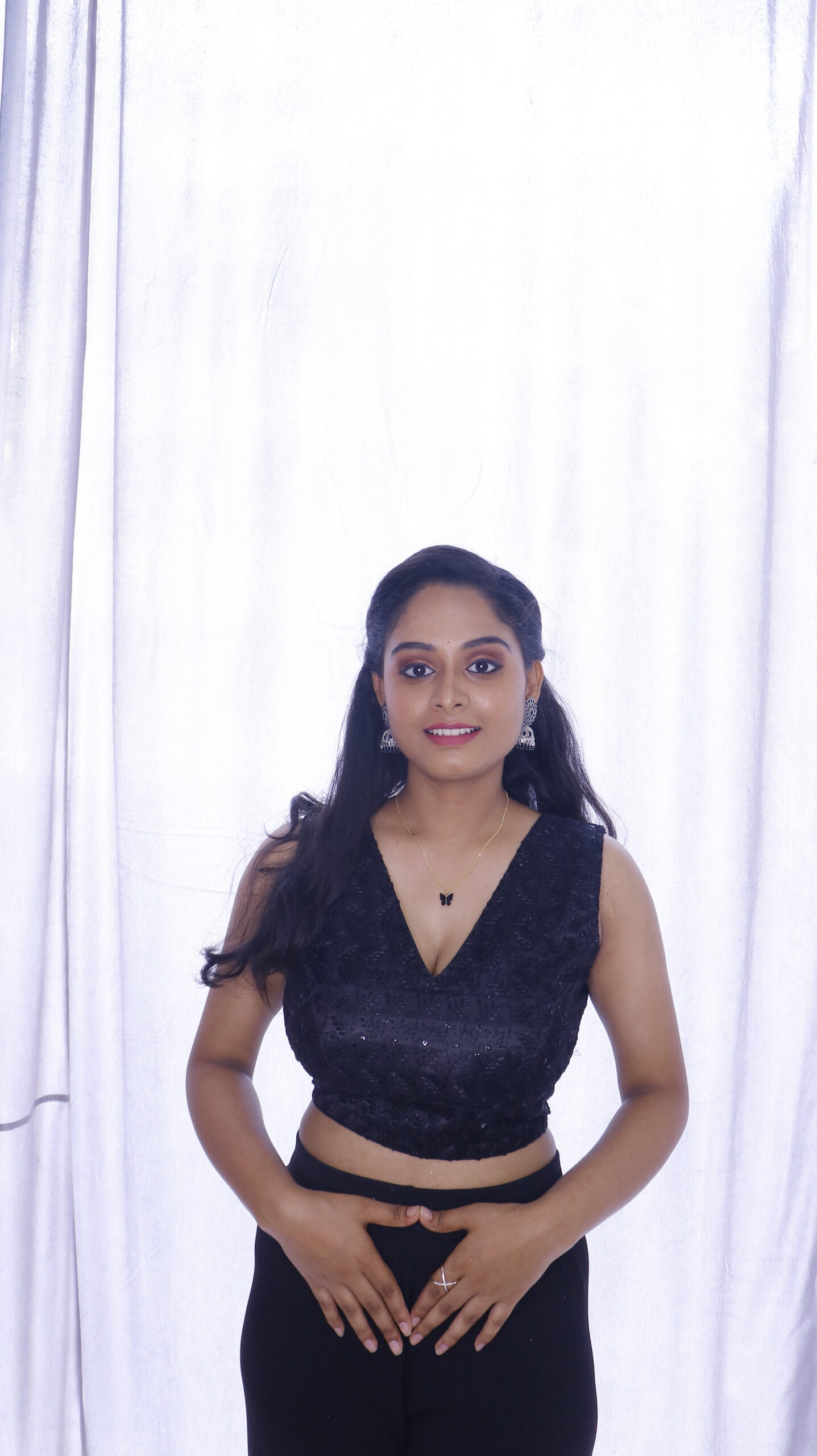 Black Sleeveless Blouse