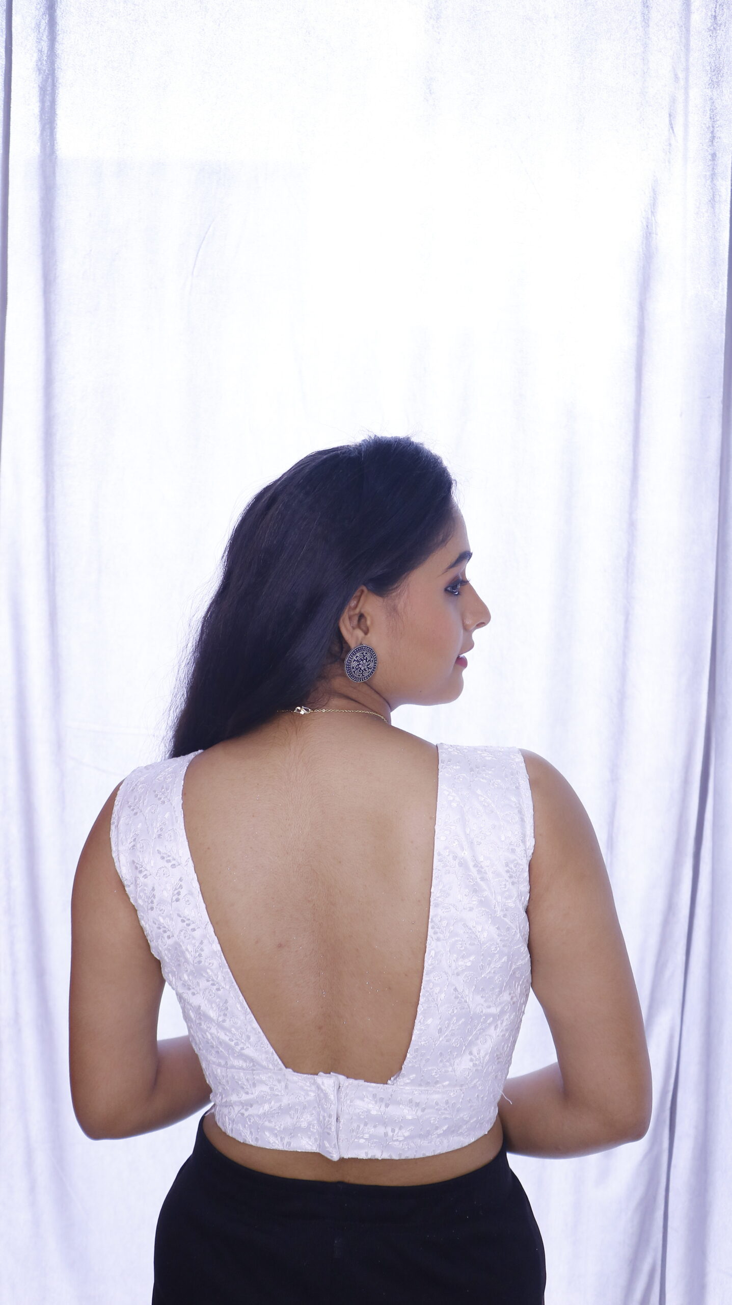 White Sleeveless Blouse - Image 2