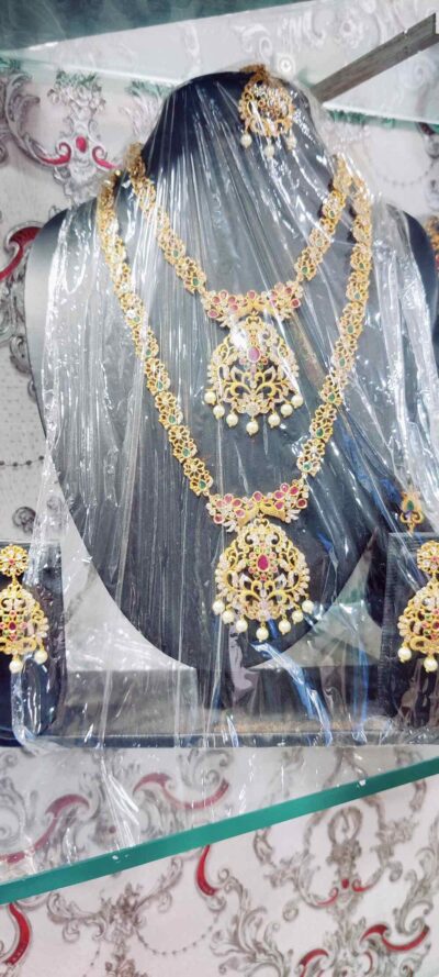 Gold Imitation Jewellery set